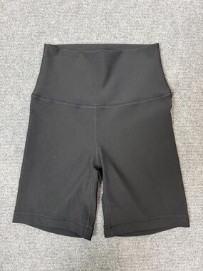 Yogalicious Rib Everyday 7 inch High-Waist Black Bike Shorts Sz S (A1)